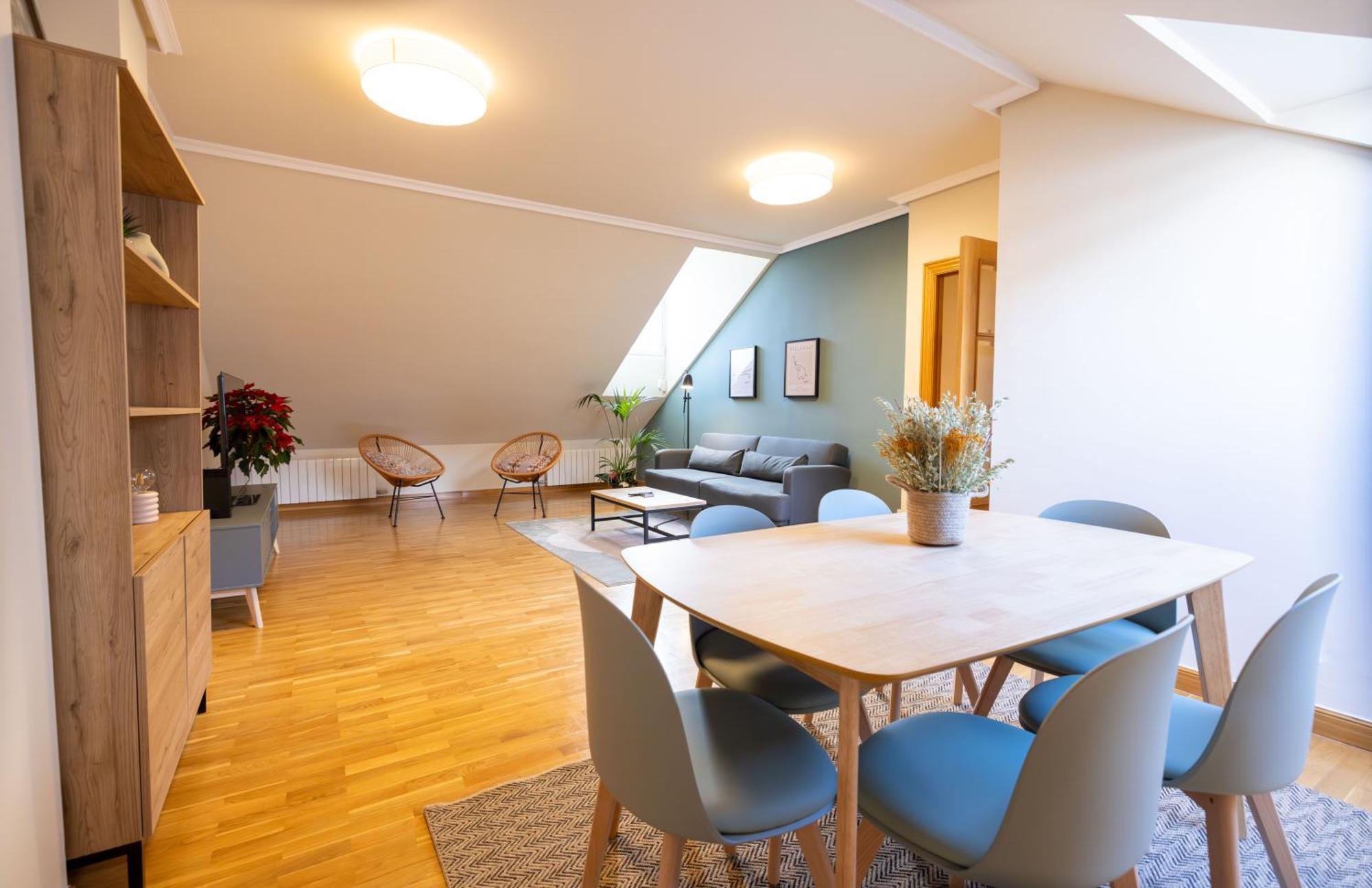 Atuaire Home La Merced En El Centro Historico De Burgos Parking Incluido Eksteriør bilde